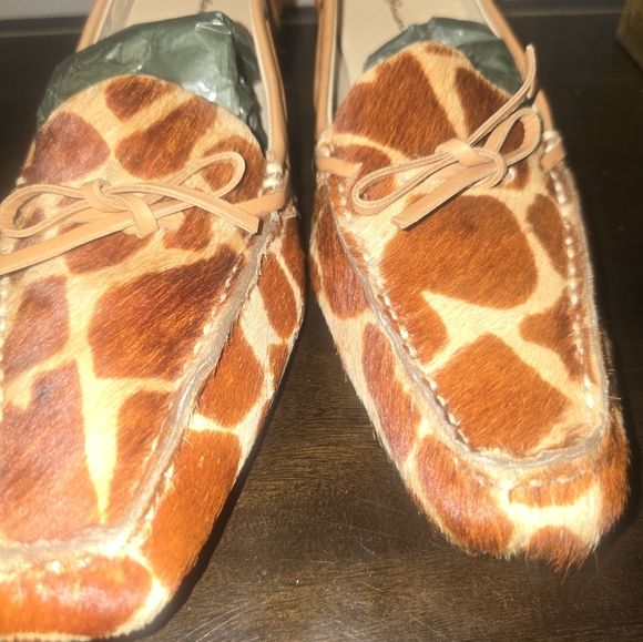 Eddie Bauer Giraffe Print Pony Hair/Leather Loafer - Picture 2 of 12